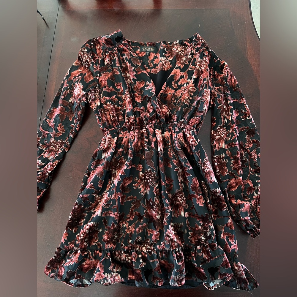 Worn twice, paid $61 for it and I just haven’t found myself wearing it.